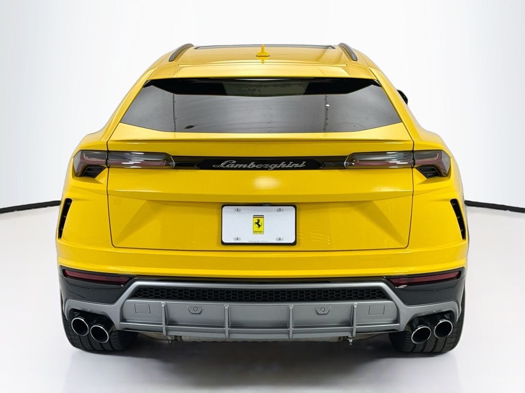 Used 2019 Black Lamborghini Base image 6