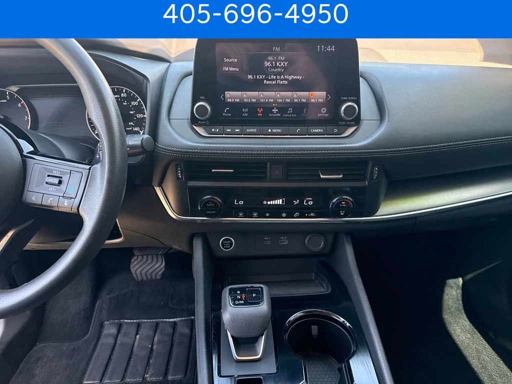 Pre-Owned 2023 Nissan Rogue SV