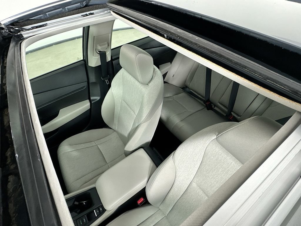 New 2026 Meteorite Gray Metallic Honda SE image 26