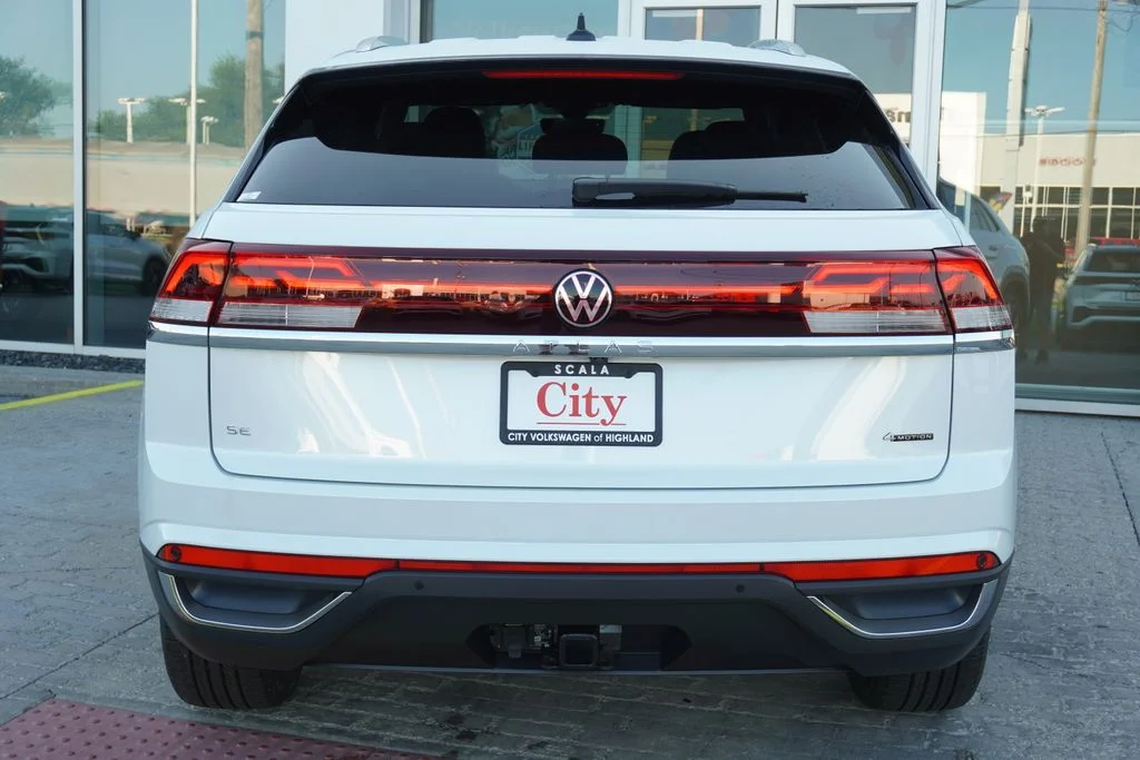 New 2026 White/off-white Volkswagen 2.0T SE w/Technology image 7