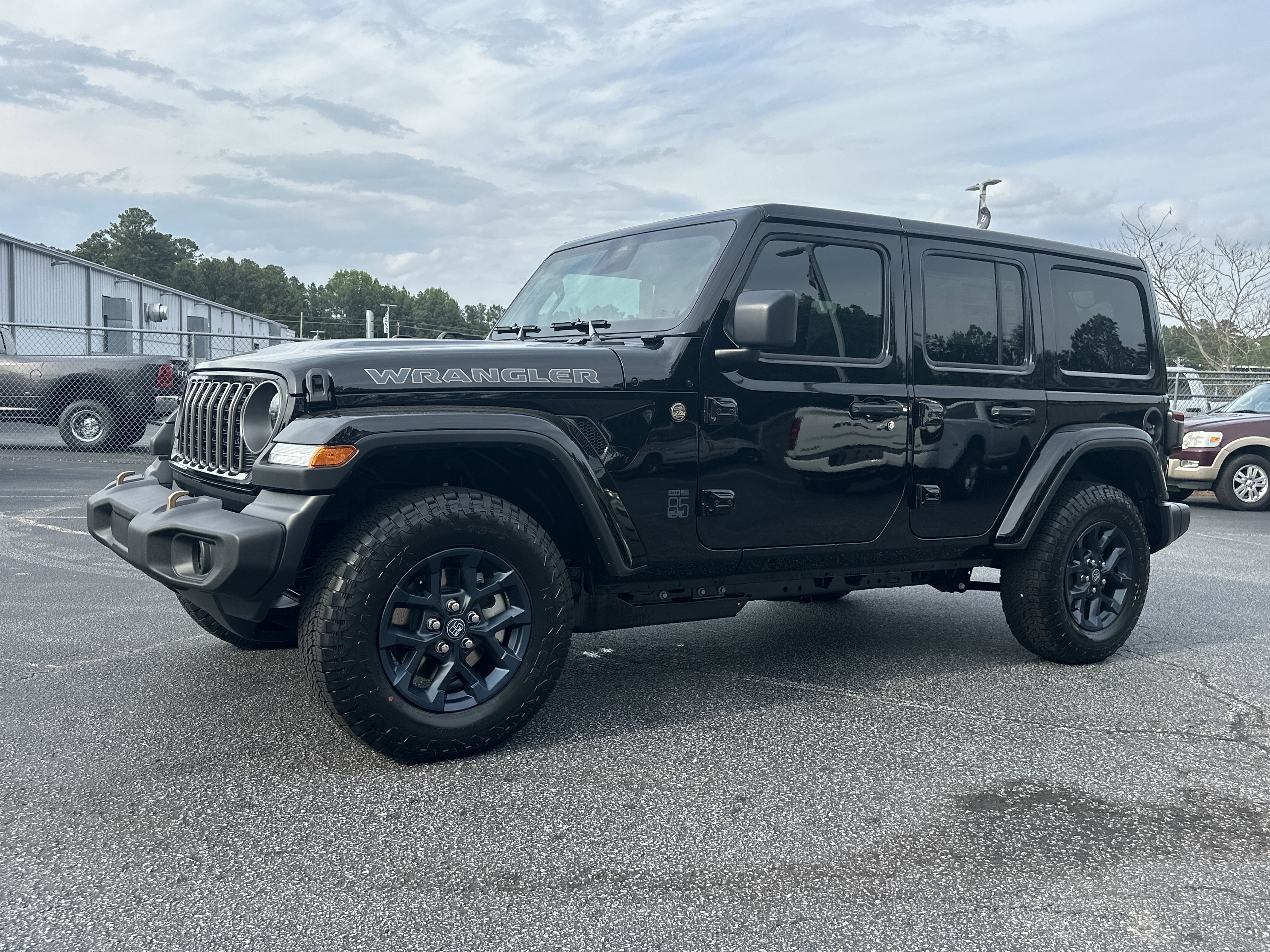 New 2026 Black Clearcoat Jeep 85th Anniversary image 4