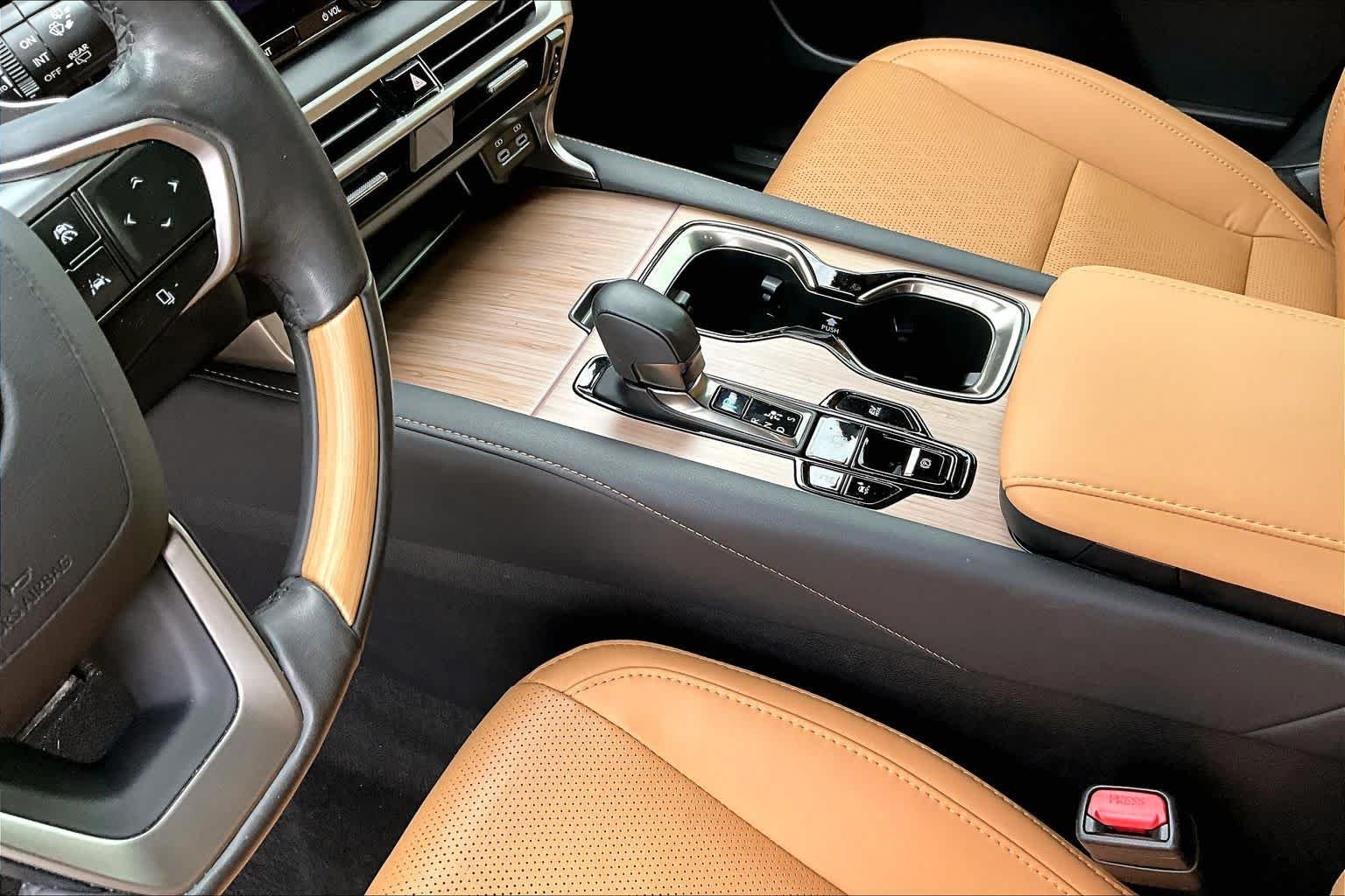 Used 2024 Matador Red Mica Lexus Premium Plus image 17