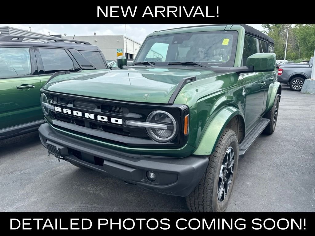 Used 2024 Green Ford Outer Banks image 1