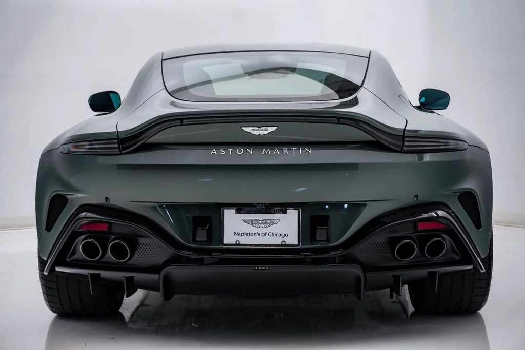 Used 2025 Q Chiltern Green Aston Martin Coupe image 7