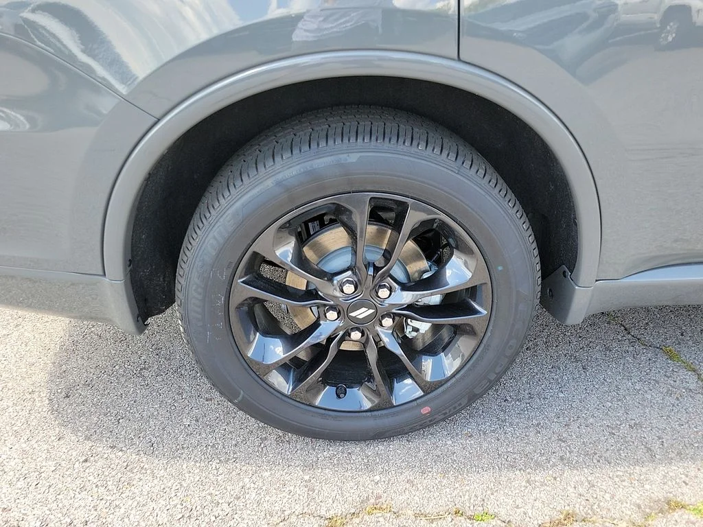 New 2026 Destroyer Gray Clear-Coat Exterior Paint Dodge GT image 7