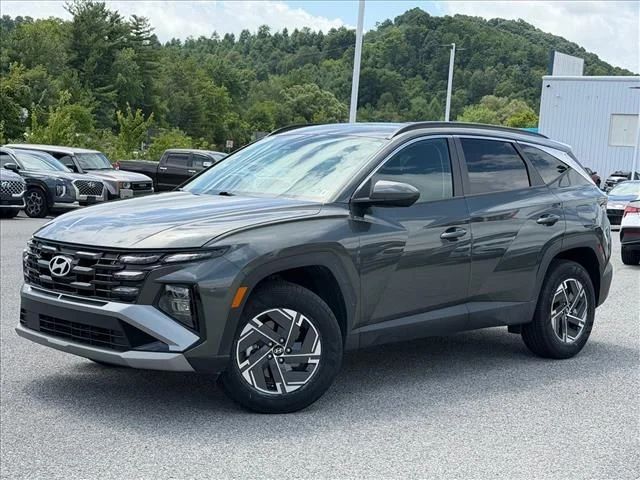 Used 2025 Gray Hyundai Blue image 2