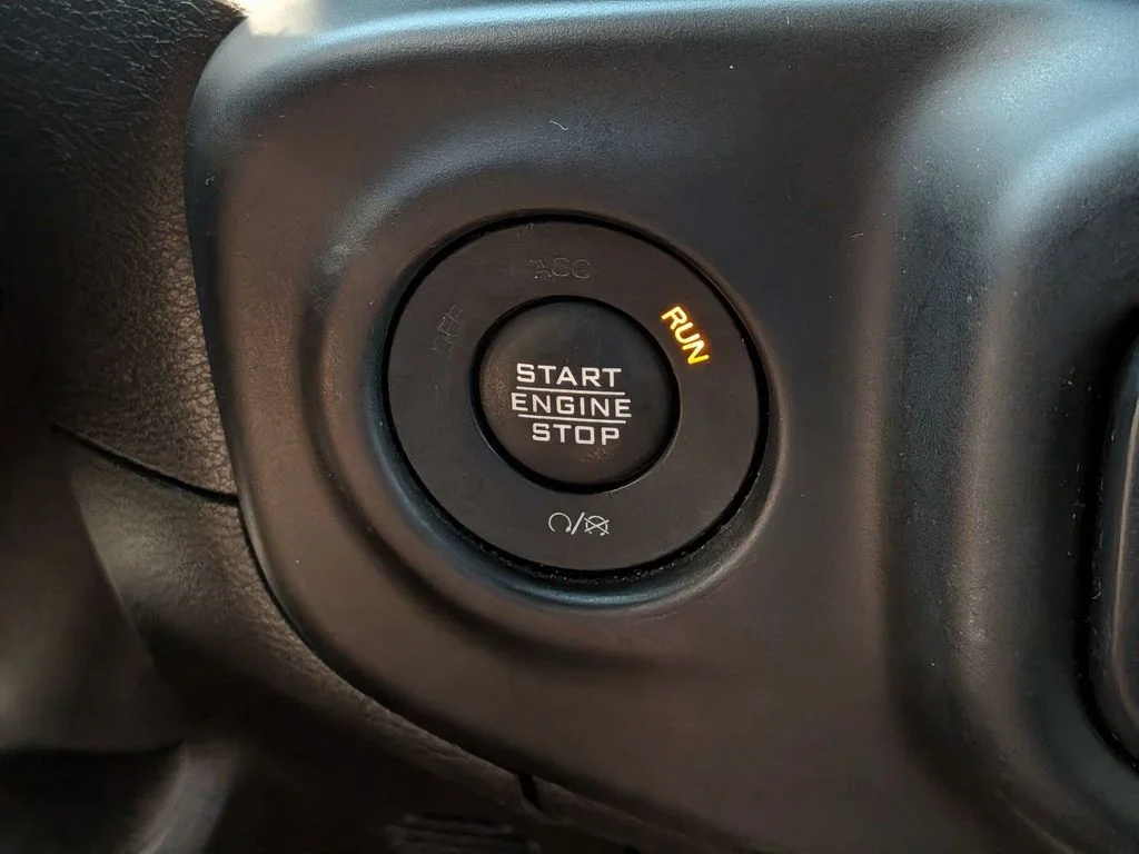 Used 2020 White Jeep Unlimited Sport image 27