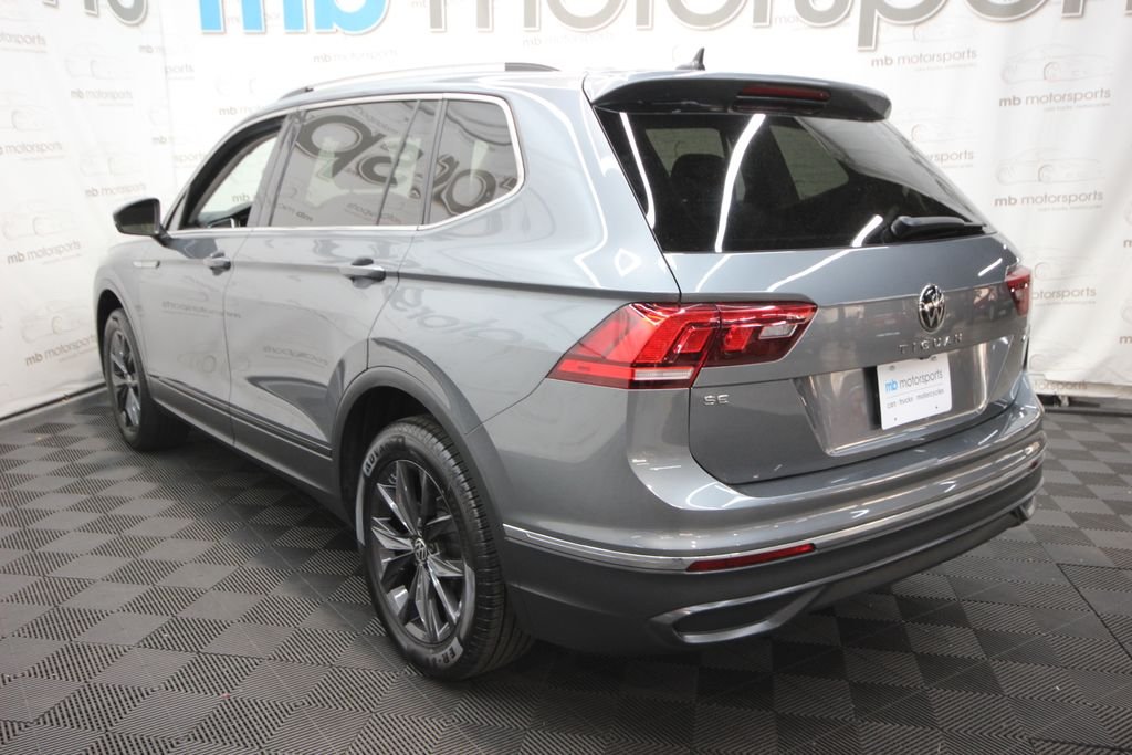 Used 2024 Gray Volkswagen 2.0T SE image 4