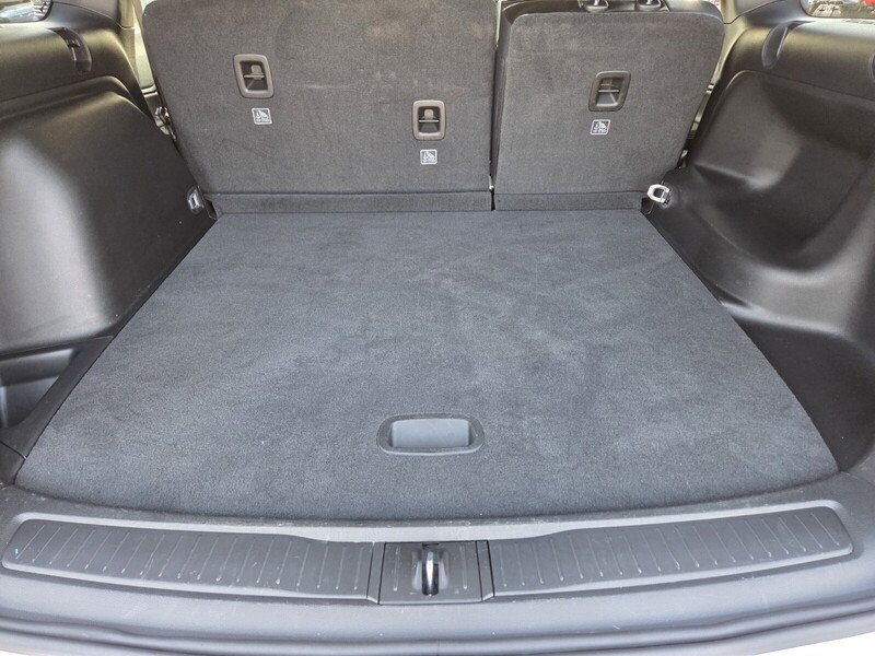 Used 2023 White Jeep Altitude X image 16