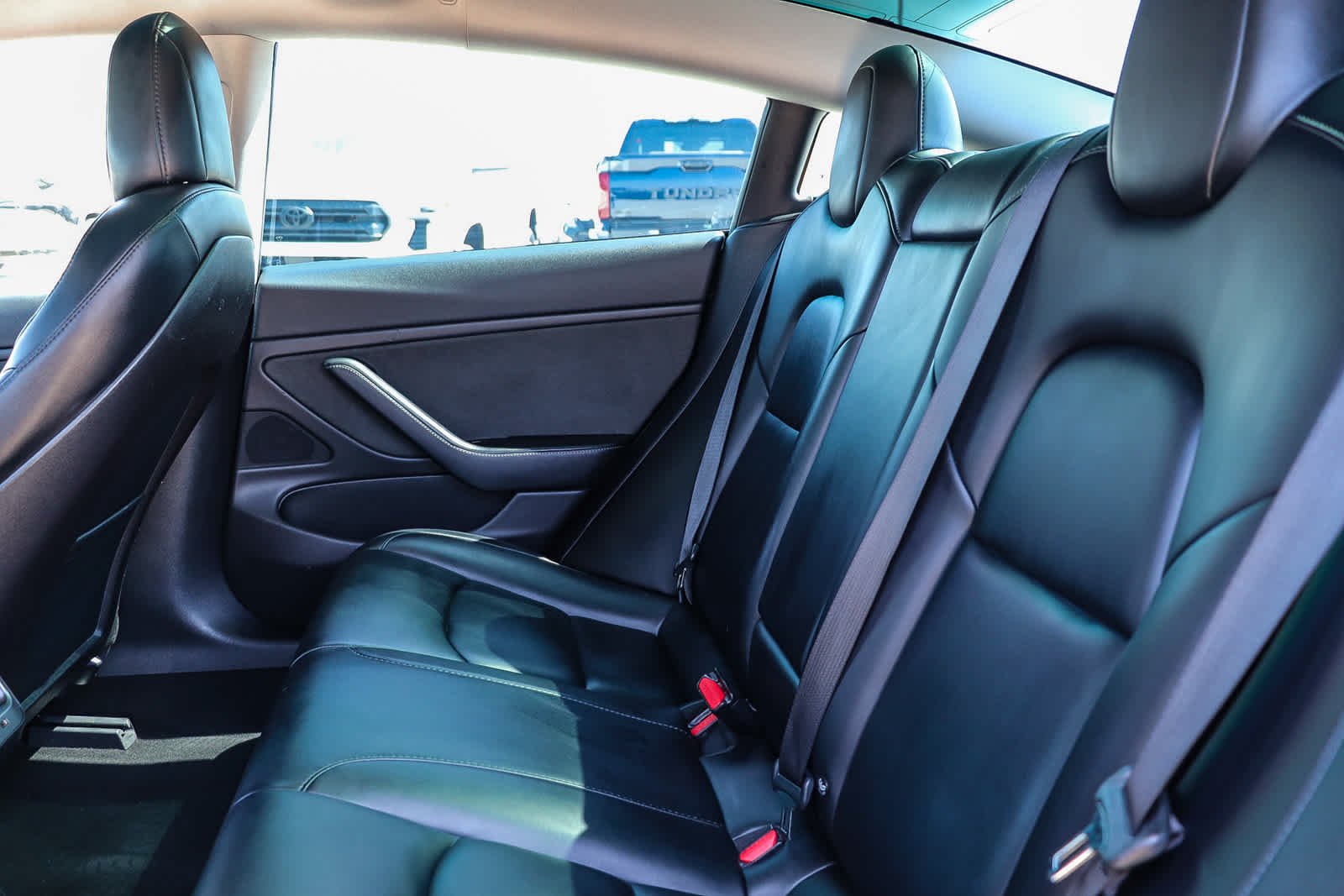 Used 2018 Black Tesla Long Range Battery image 18