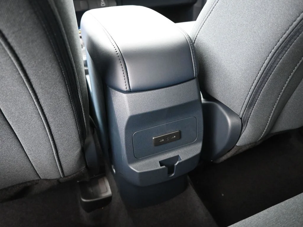 New 2026 Carbonized Gray Metallic Ford XLT image 18