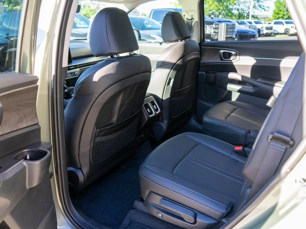 2025 Kia Sorento X-Line EX - Photo 14