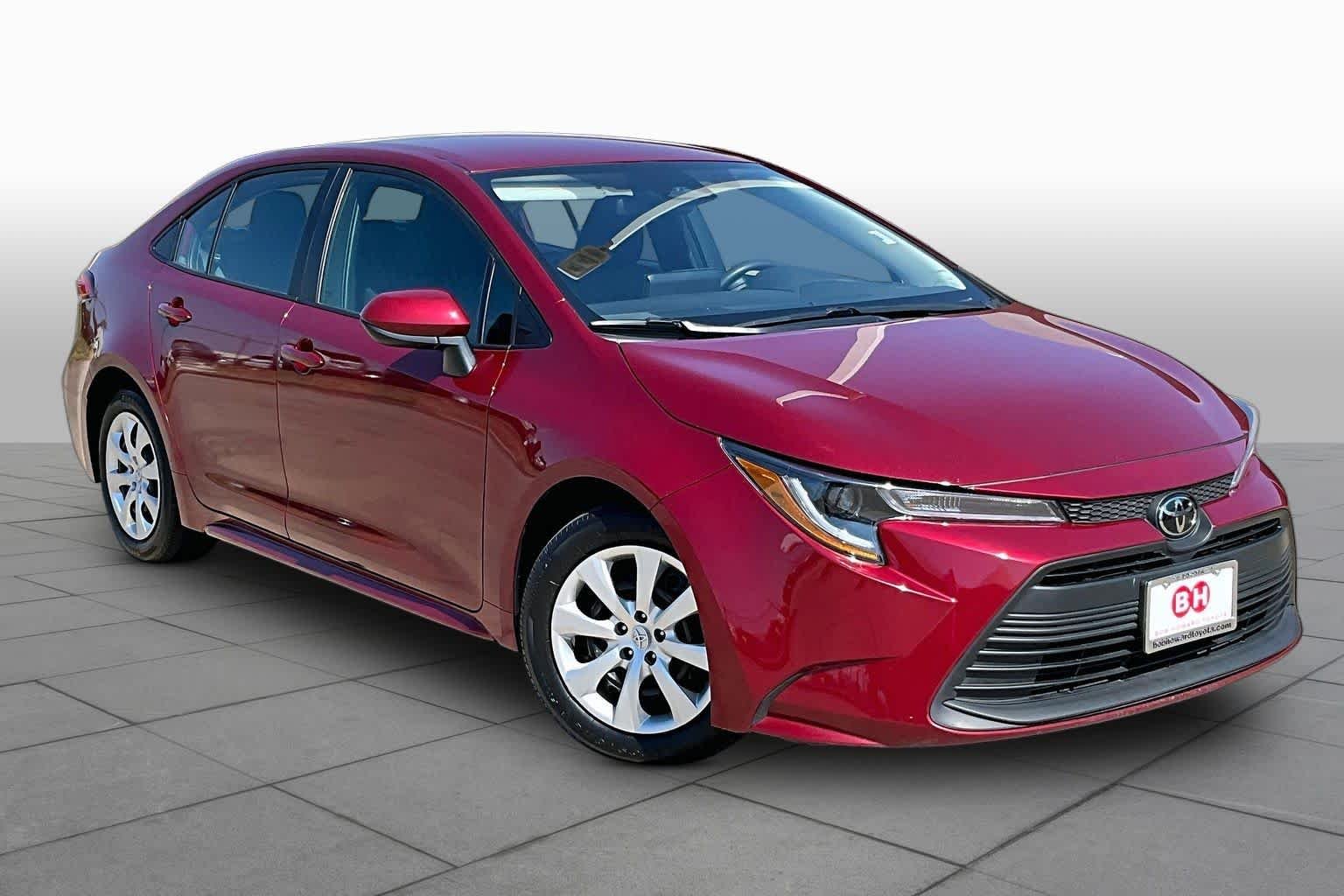 Certified Used 2025 Ruby Flare Pearl Toyota LE image 3