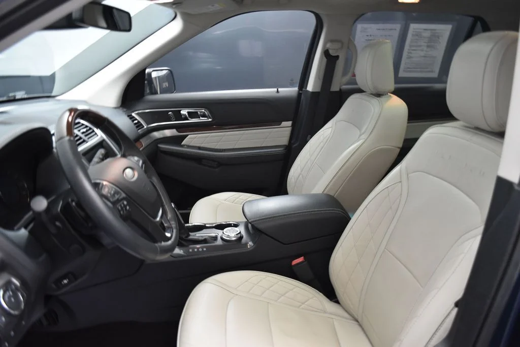 2018 Ford Explorer Platinum - Photo 18
