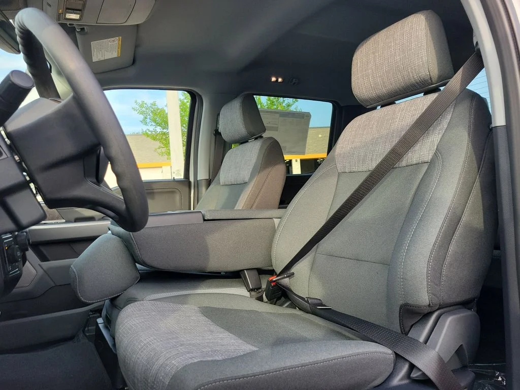 New 2026 White Ford XLT image 17