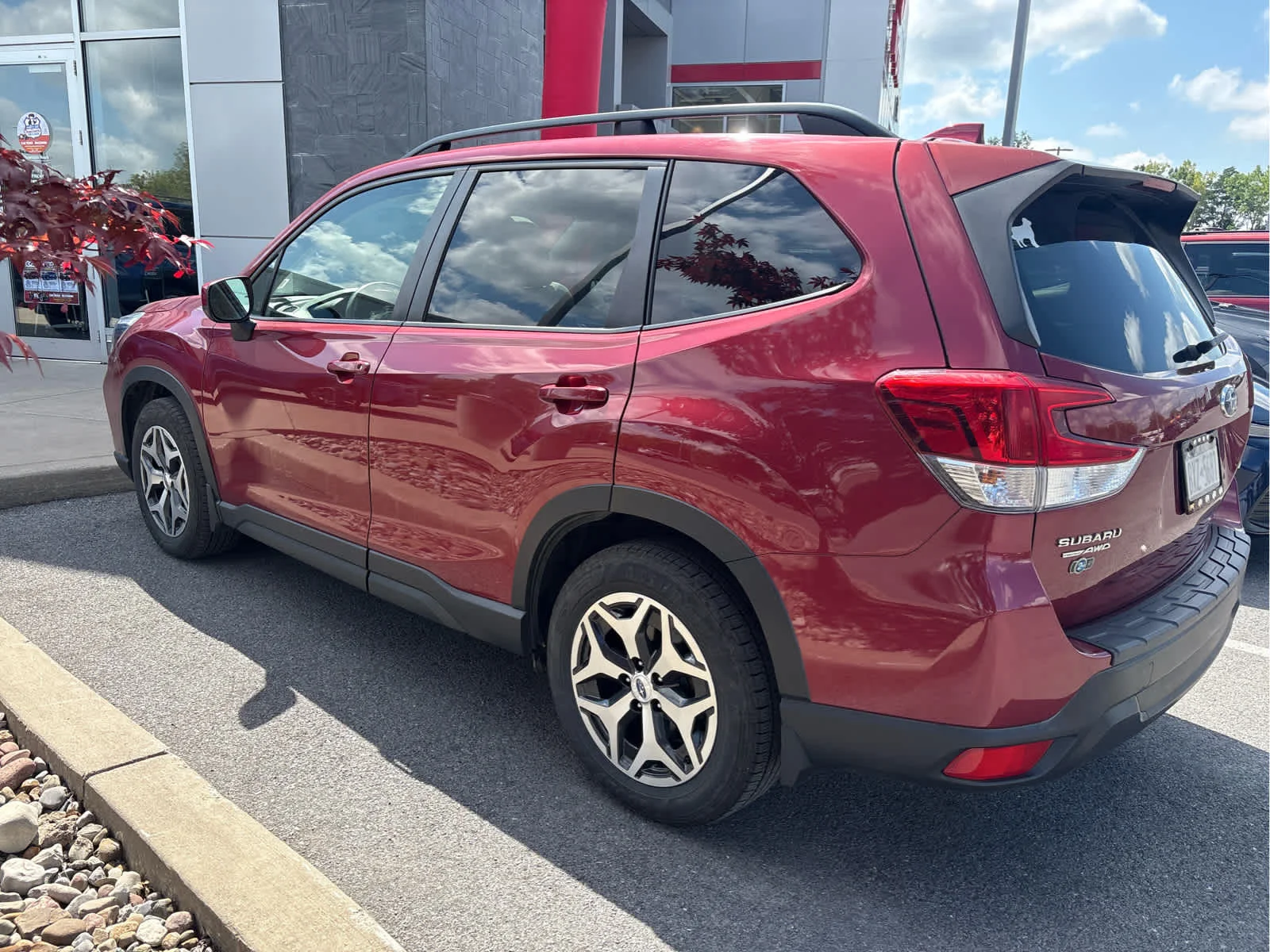 Used 2020 Crimson Red Pearl Subaru Premium image 4