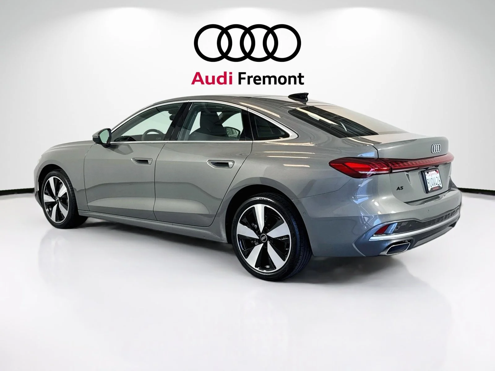 Used 2025 Chronos Gray Me Audi Premium Plus image 7