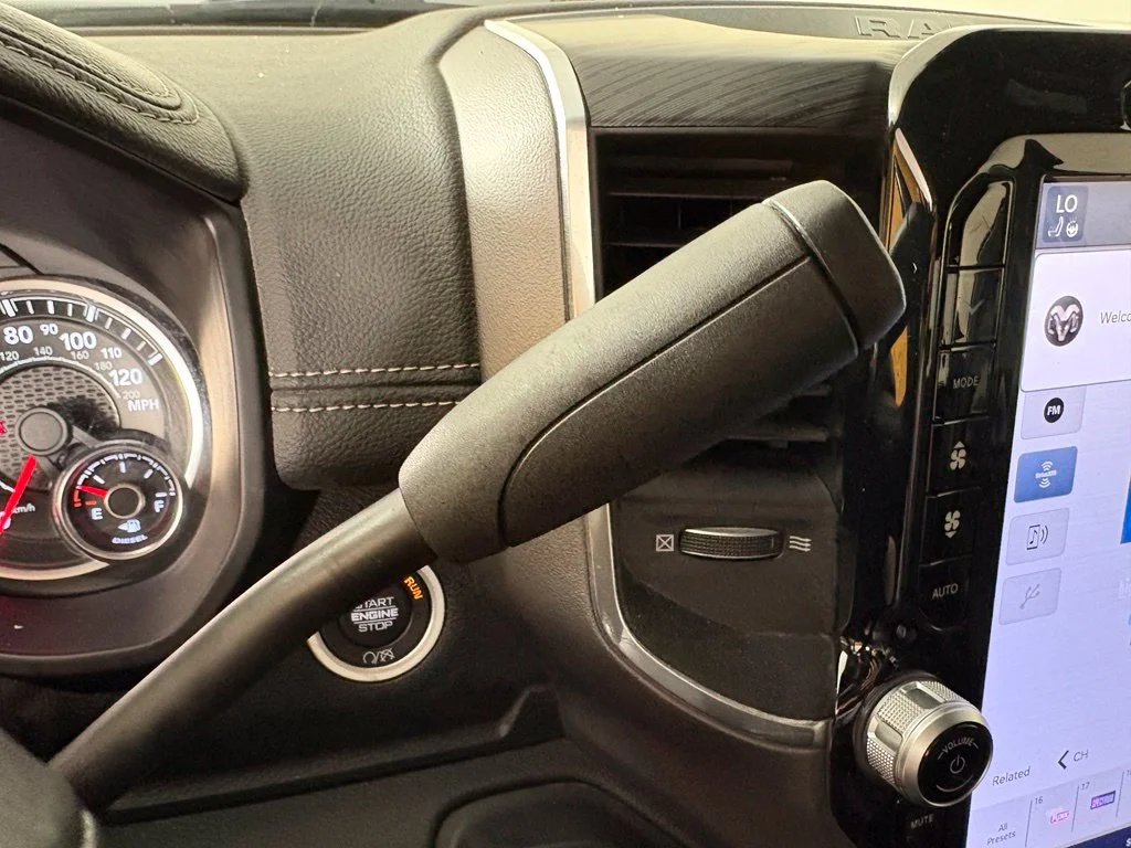 Used 2024 Silver Ram Laramie image 26