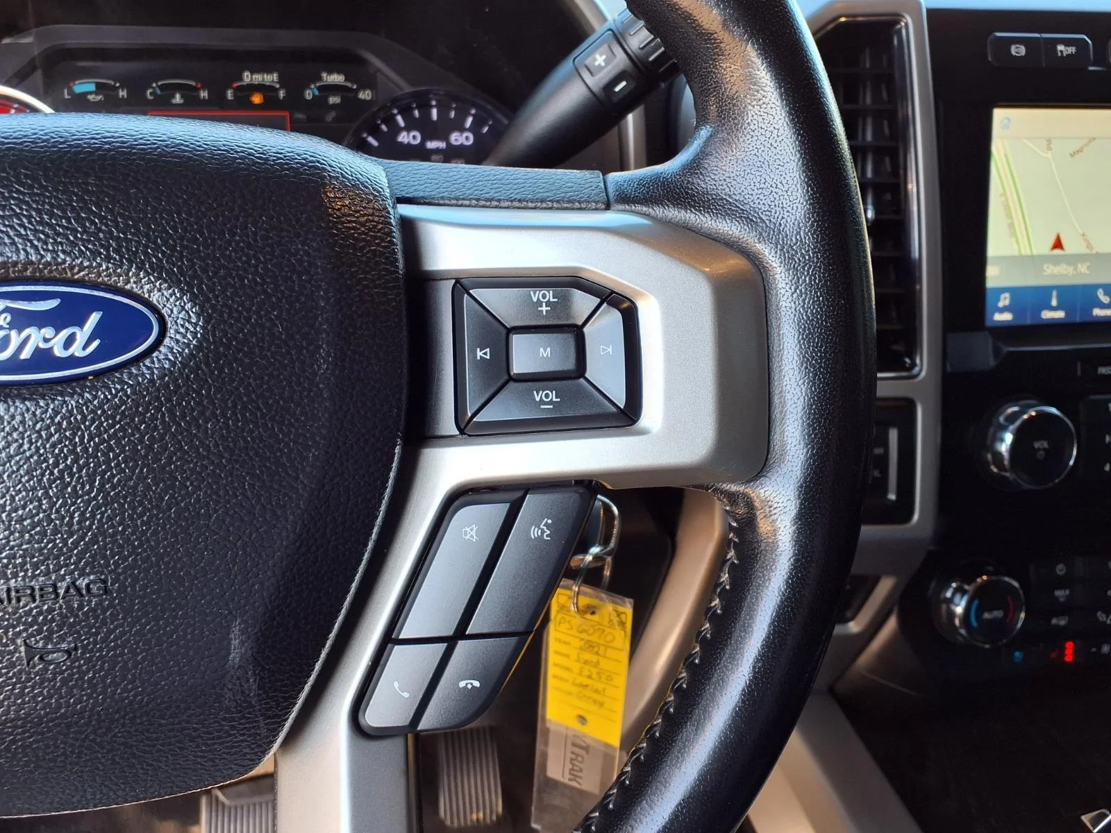 Used 2021 Stone Gray Metallic Ford LARIAT image 29