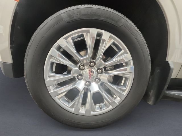 Used 2022 Beige GMC Denali image 14