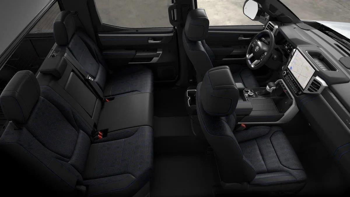 New 2026 Wind Chill Pearl Toyota Platinum image 34