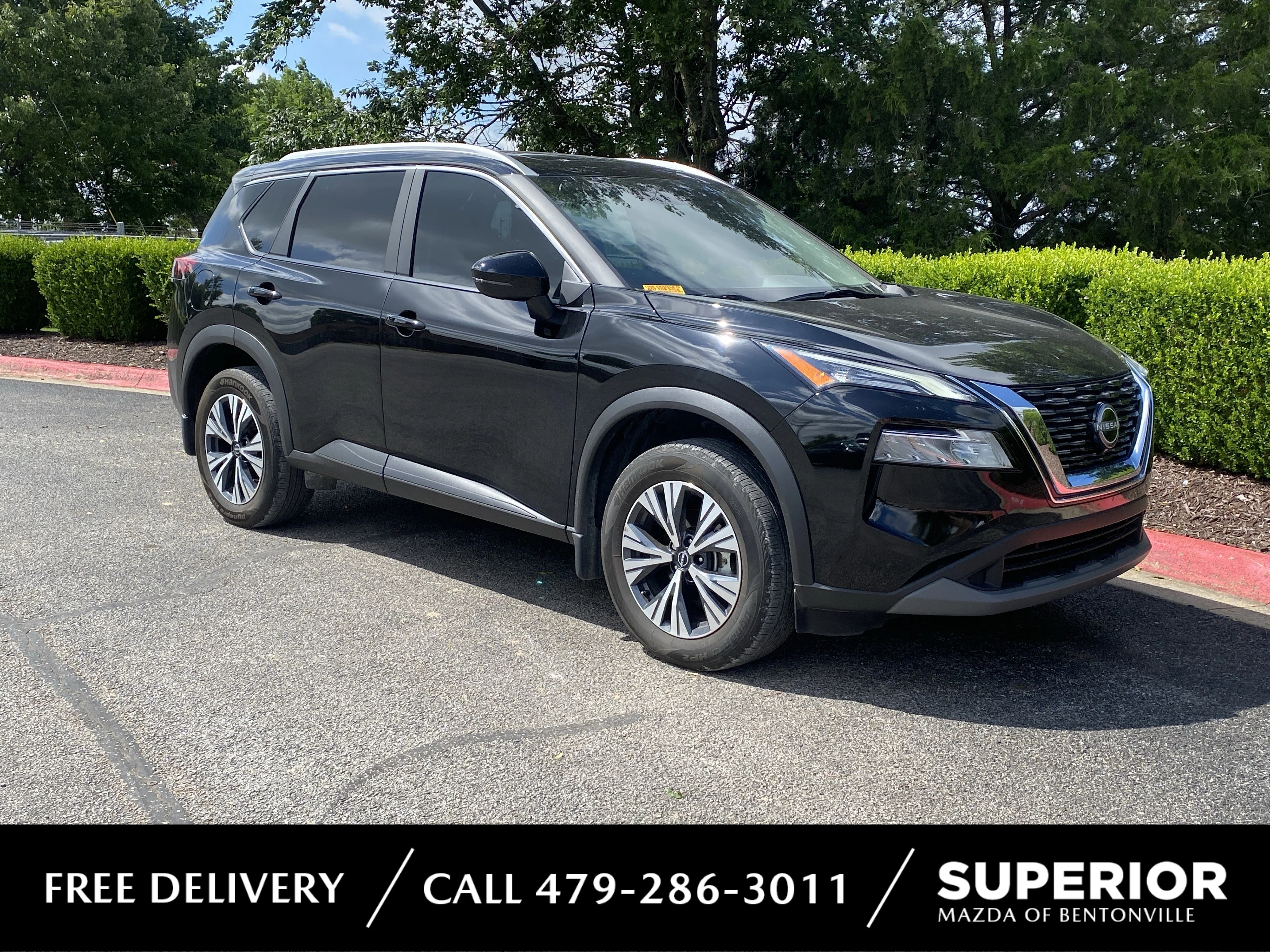 Used 2023 Super Black Nissan SV image 1