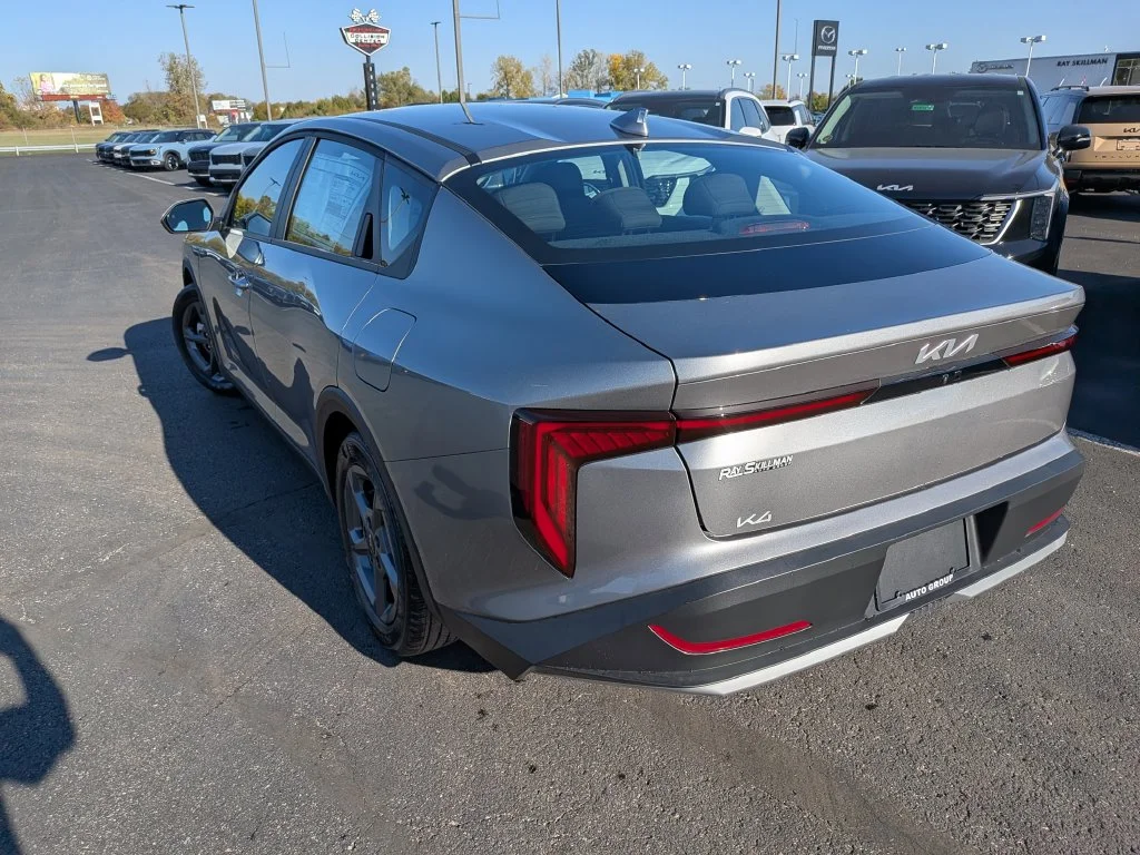 New 2027 Klg Kia LXS image 32