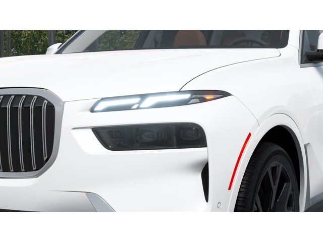 New 2027 Mineral White Metallic BMW X7 40i image 6