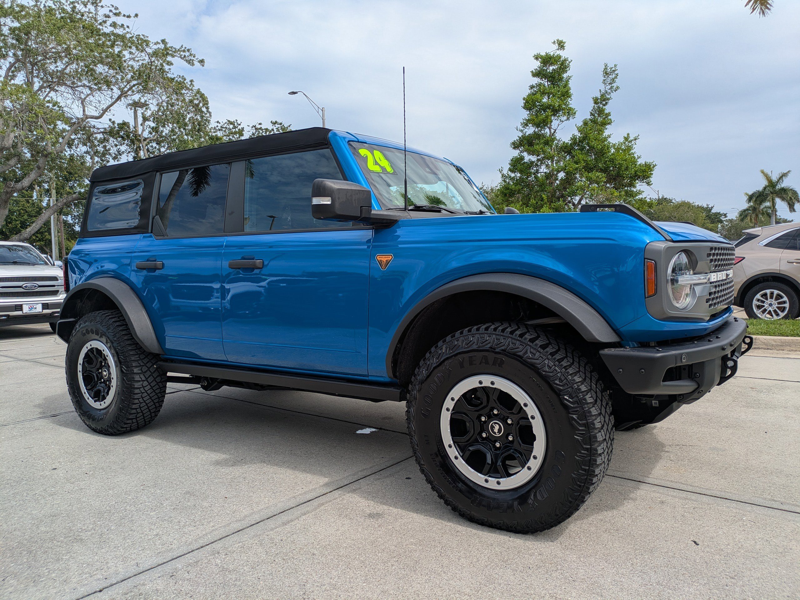 2024 Ford Bronco Badlands 4x4's photo