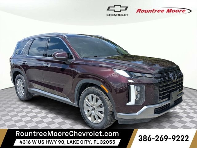Used 2024 Red Hyundai SEL image 1