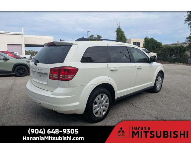 Used 2016 White Dodge SE image 3