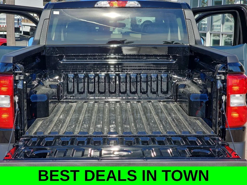New 2026 Shadow Black Ford XLT image 12