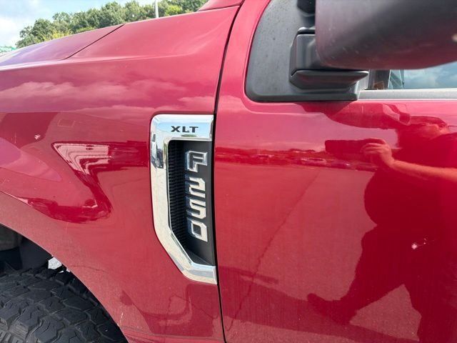 Used 2019 Red Ford XLT image 6