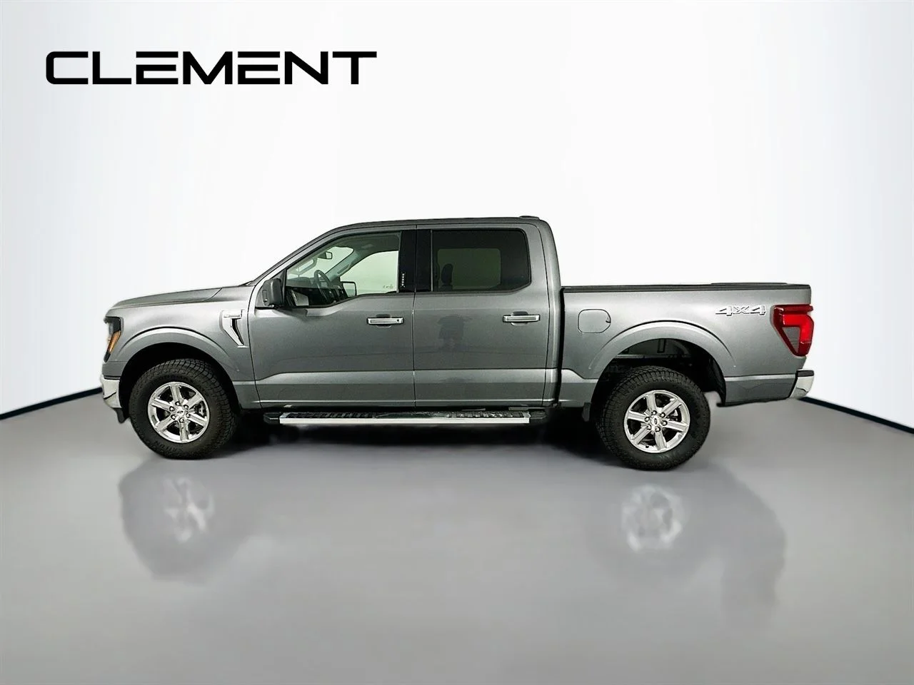 Used 2024  Ford XLT image 6