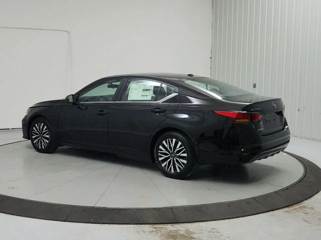 New 2026 Black Nissan 2.5 SV image 5