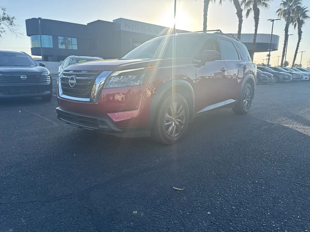 2024 Nissan Pathfinder SV 4WD's photo