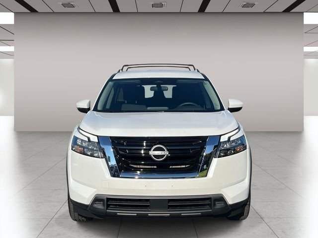 Used 2025 White Nissan SV image 9