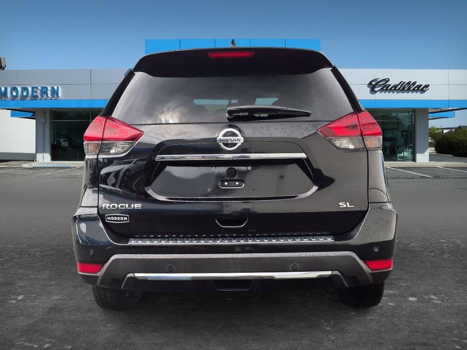 Certified Used 2020 Magnetic Black Pearl Nissan SL image 4