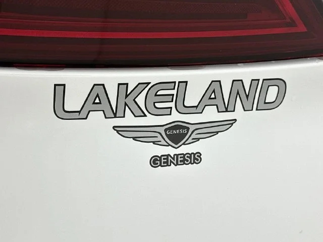 New 2026 White Genesis 2.5T image 28
