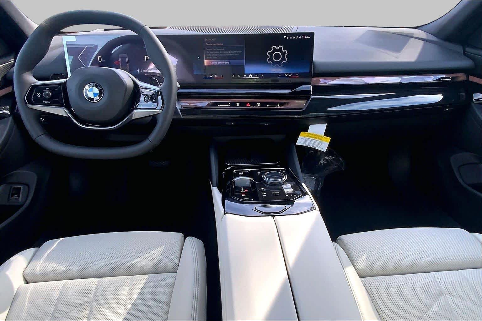 New 2027 Oxide Grey Metallic BMW 530i xDrive image 5