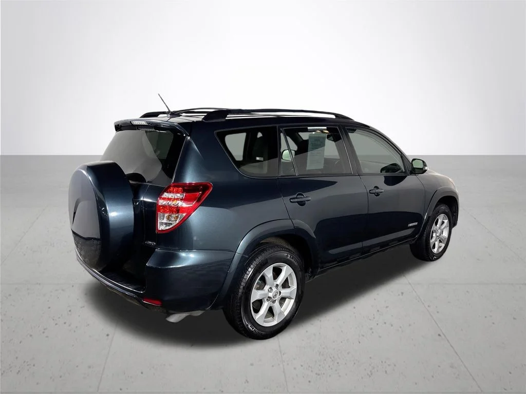 Used 2011 Green Toyota Limited image 6