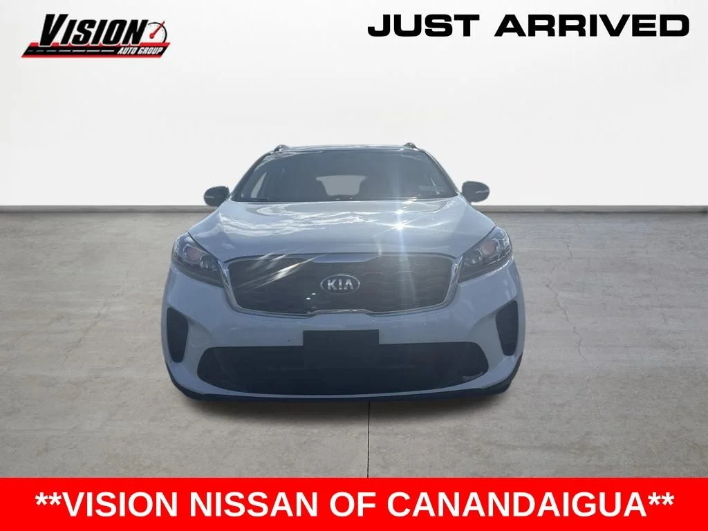 Used 2020 White Kia S image 2