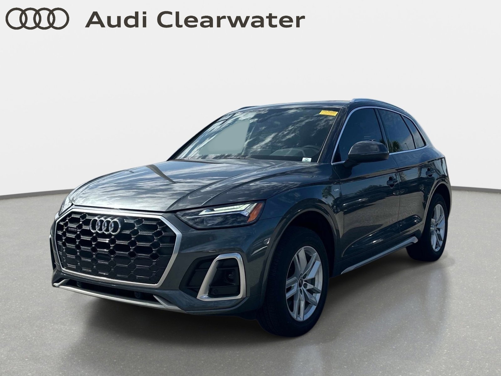 2022 Audi Q5 45 Premium's photo