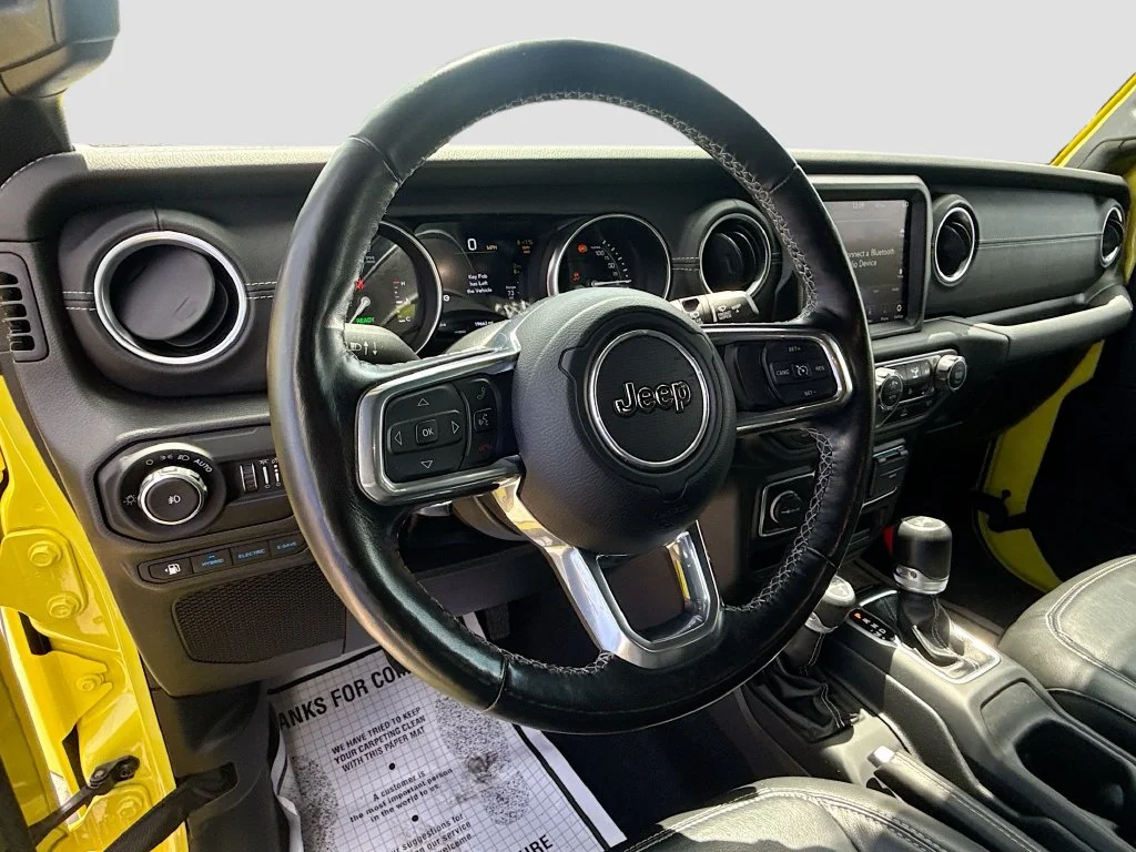Used 2022  Jeep Unlimited Sahara 4xe image 12