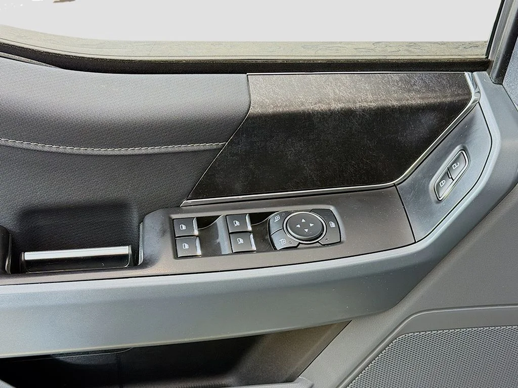Used 2023 Stone Gray Metallic Ford XLT image 28