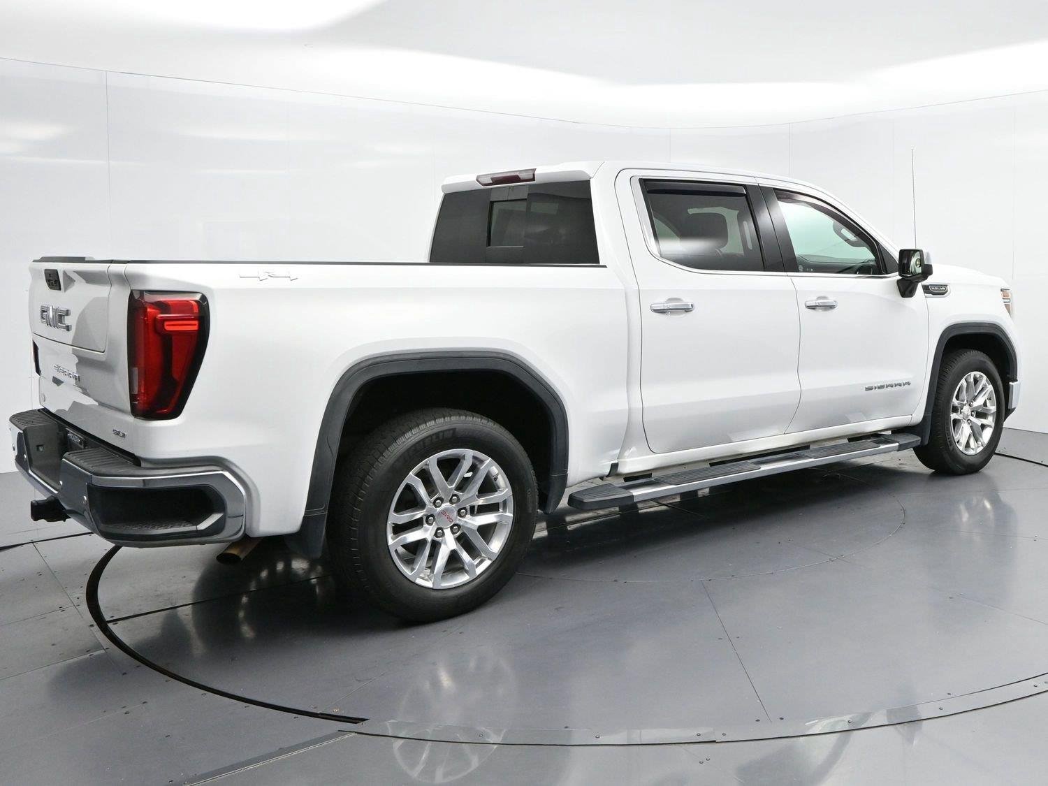 Used 2019 Summit White GMC SLT image 7