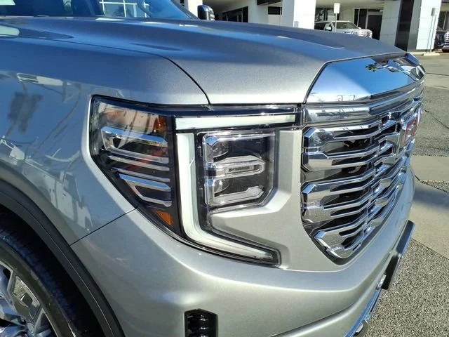 Used 2026 Sterling Metallic GMC Denali image 10