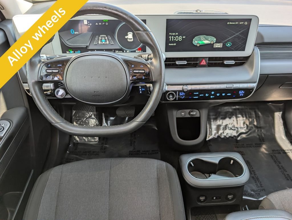 Used 2024 Gray Hyundai SEL image 19