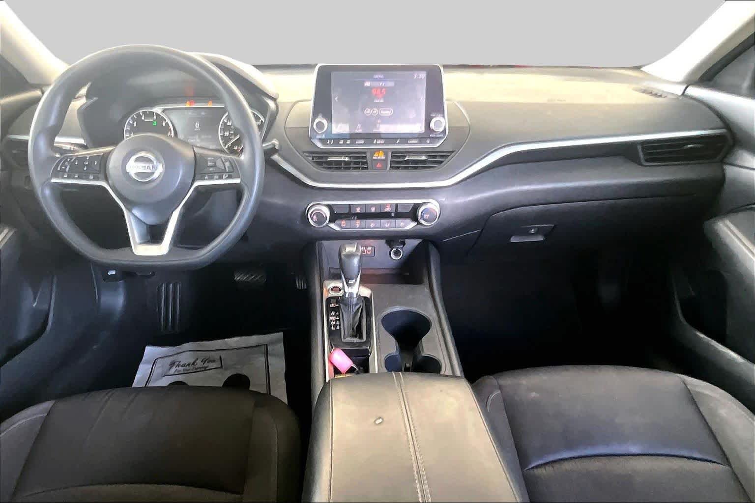 Used 2020 Super Black Nissan 2.5 S image 15