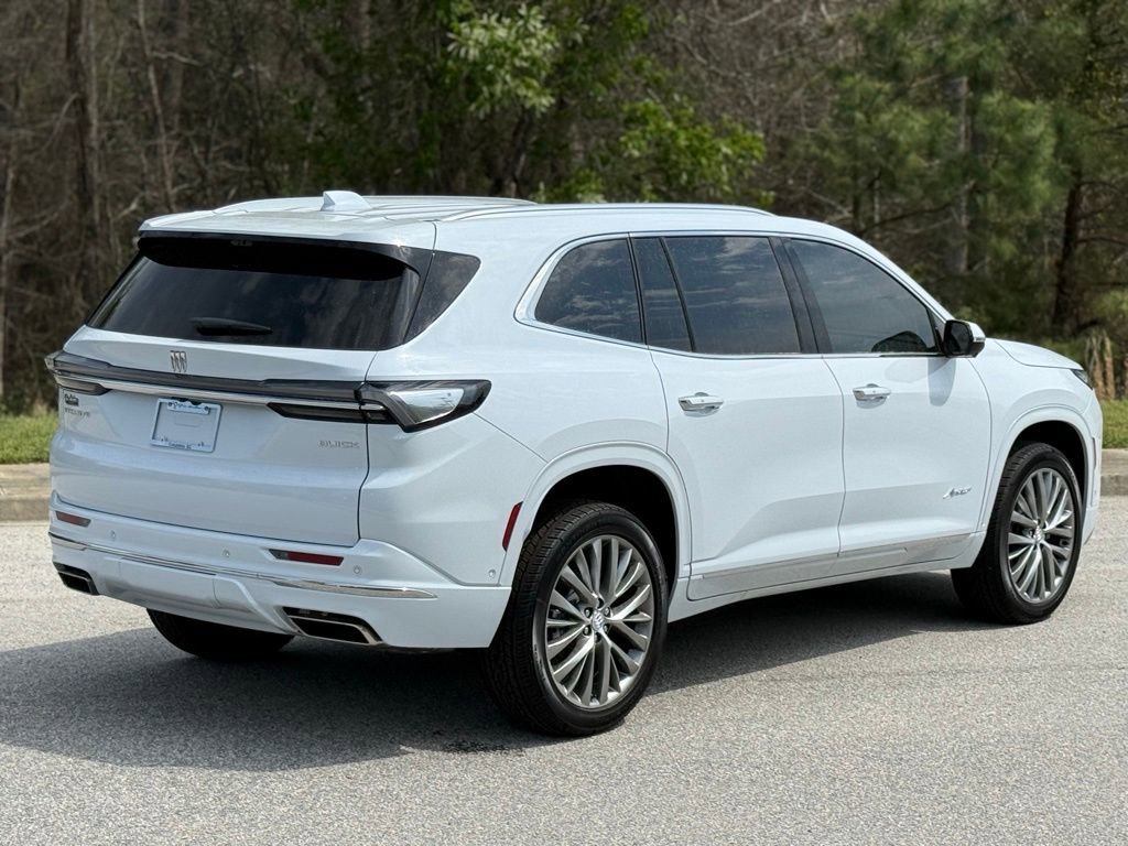2026 Buick Enclave Avenir - Photo 13